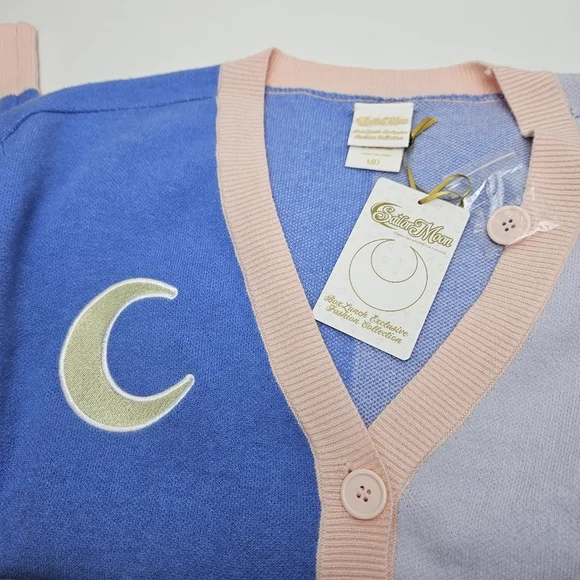Sailor Moon Sweater Cardigan - Picture 8 of 9